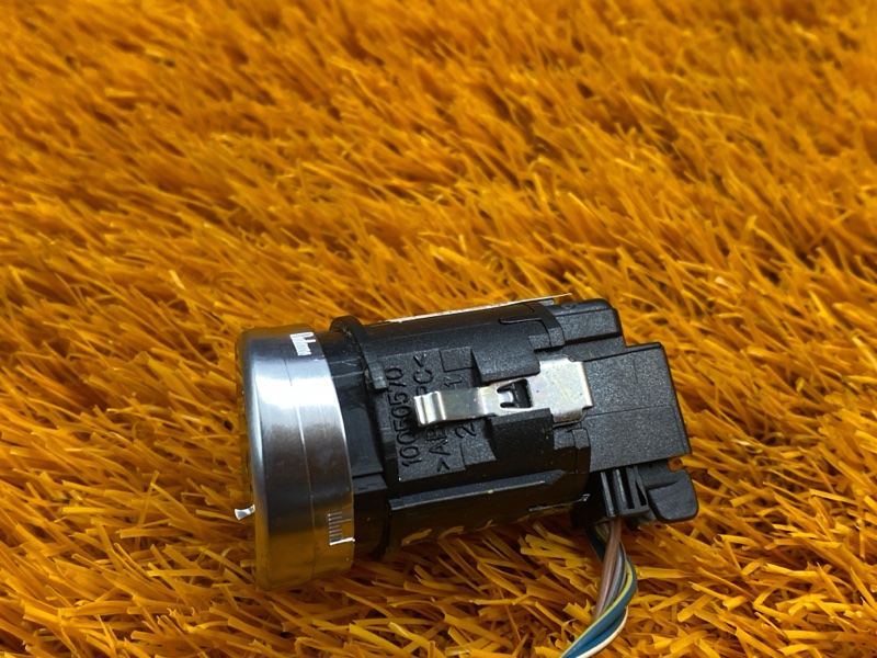 Кнопка Старт-Стоп, 400 рублей, Красноярск