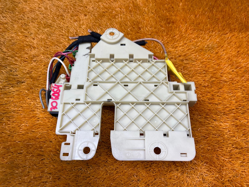 блок предохранителей, 2500 рублей, Красноярск