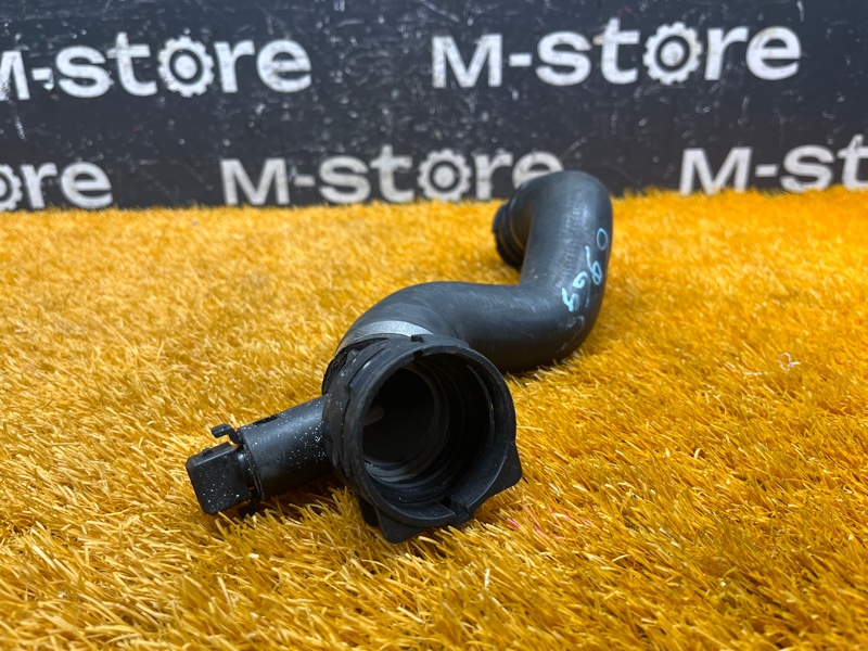 Патрубок системы охлаждения, 1500 рублей, Красноярск