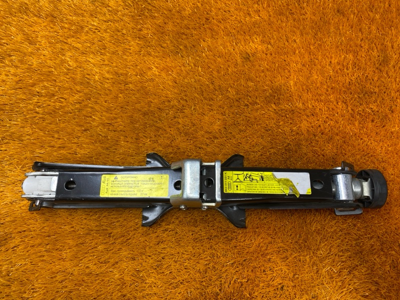 домкрат, 2000 рублей, Красноярск