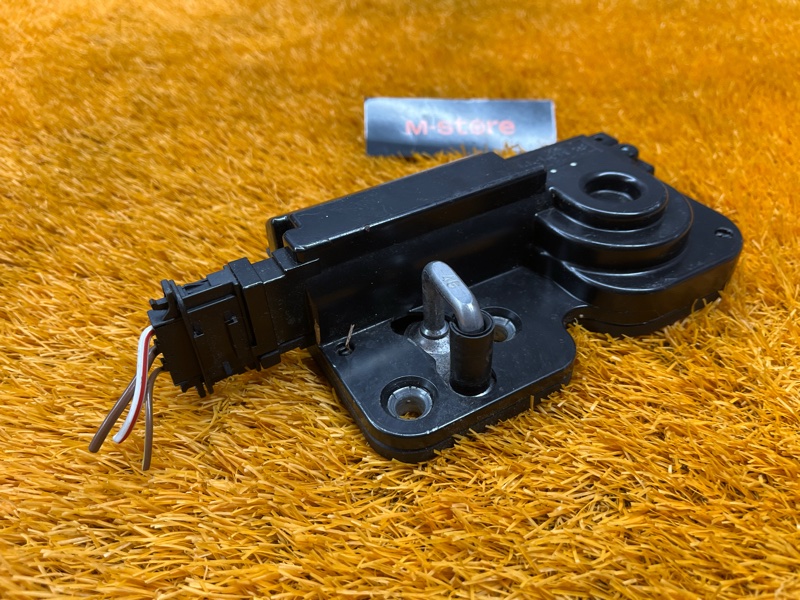 замок багажника, 10000 рублей, Красноярск