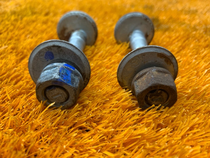 Болт развальный, 1000 рублей, Красноярск