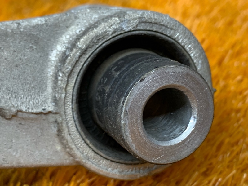 Рычаг подвески верхний, 500 рублей, Красноярск