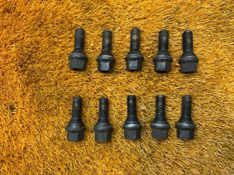 болт колесный, 2000 рублей, Красноярск