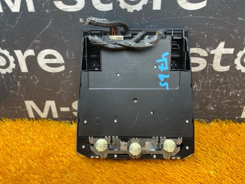 плафон освещения, 1800 рублей, Красноярск