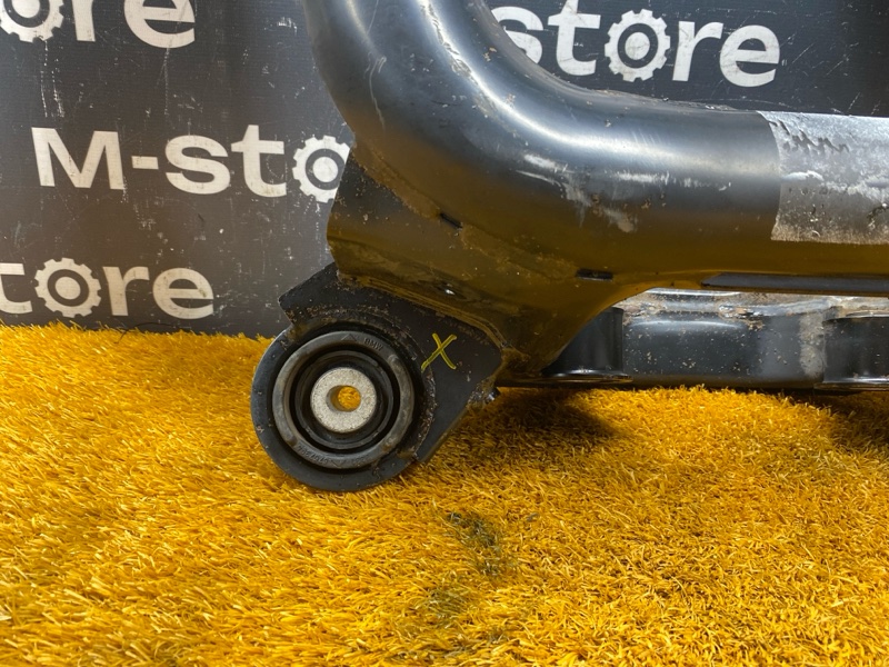 Балка поперечная (подрамник), 1500 рублей, Красноярск