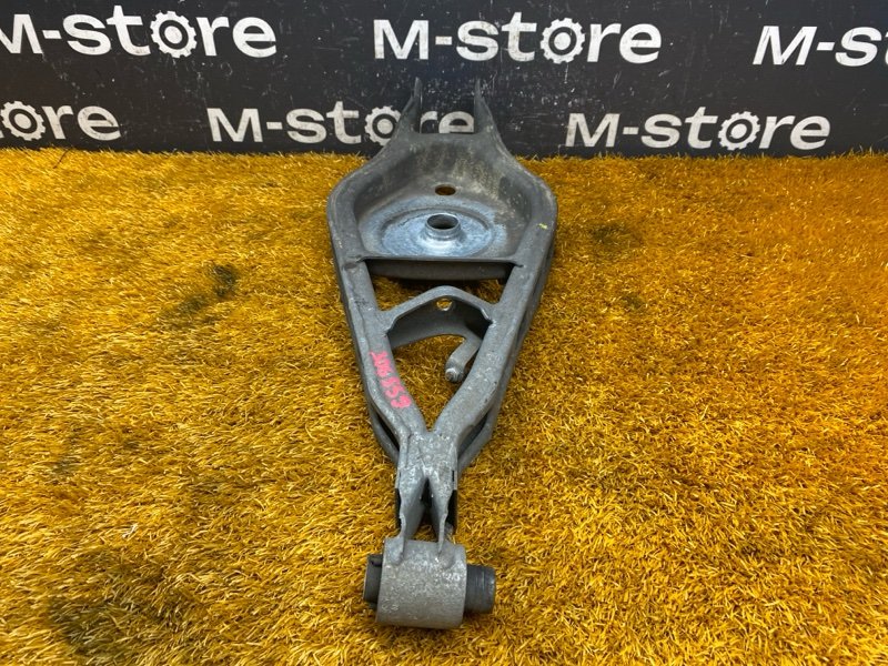 Рычаг подвески верхний, 1000 рублей, Красноярск