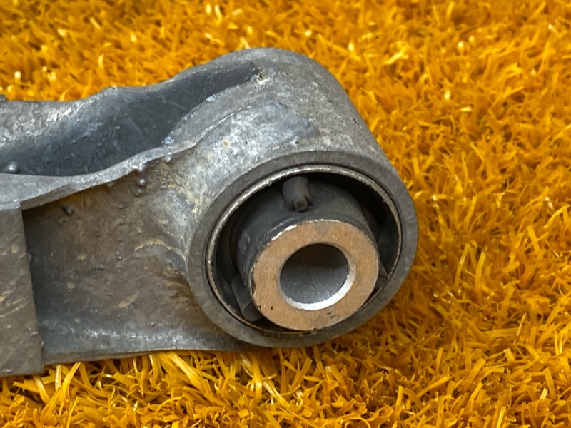 Рычаг подвески верхний, 1000 рублей, Красноярск