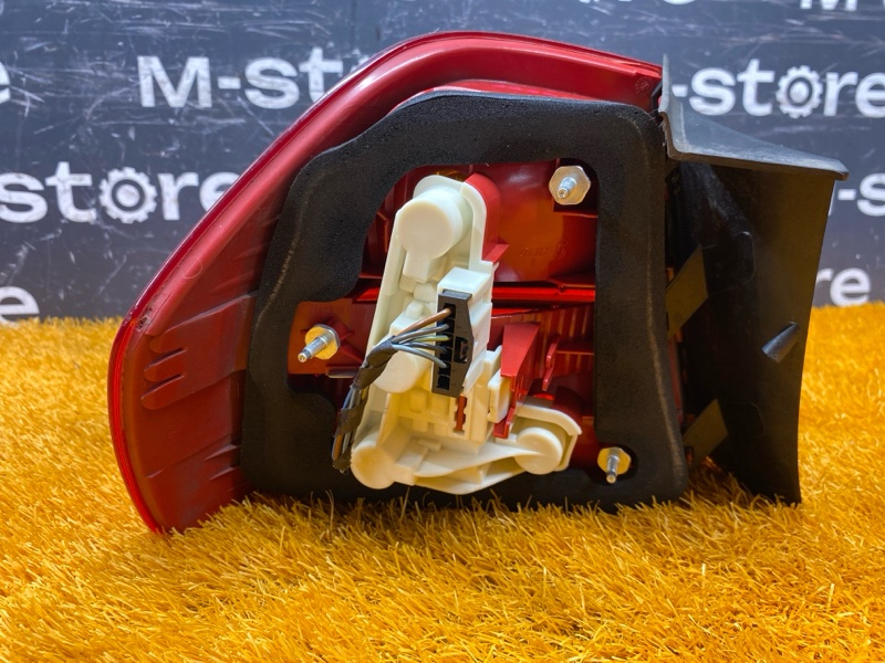 Фонарь задний, 1000 рублей, Красноярск