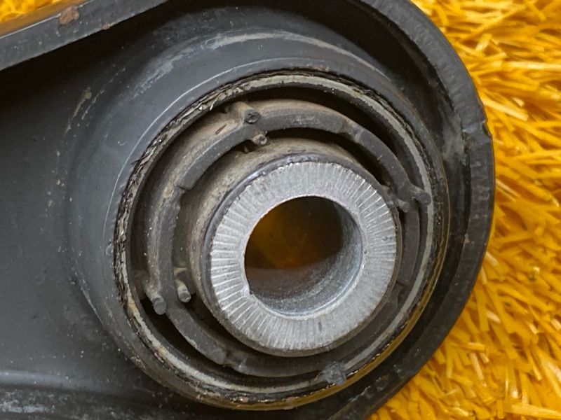 Рычаг подвески нижний, 1500 рублей, Красноярск