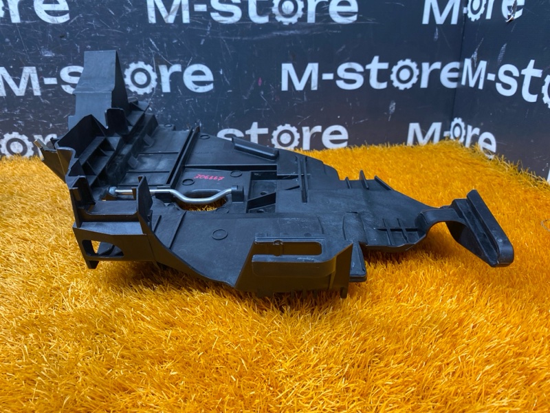 кронштейн фары, 5000 рублей, Красноярск