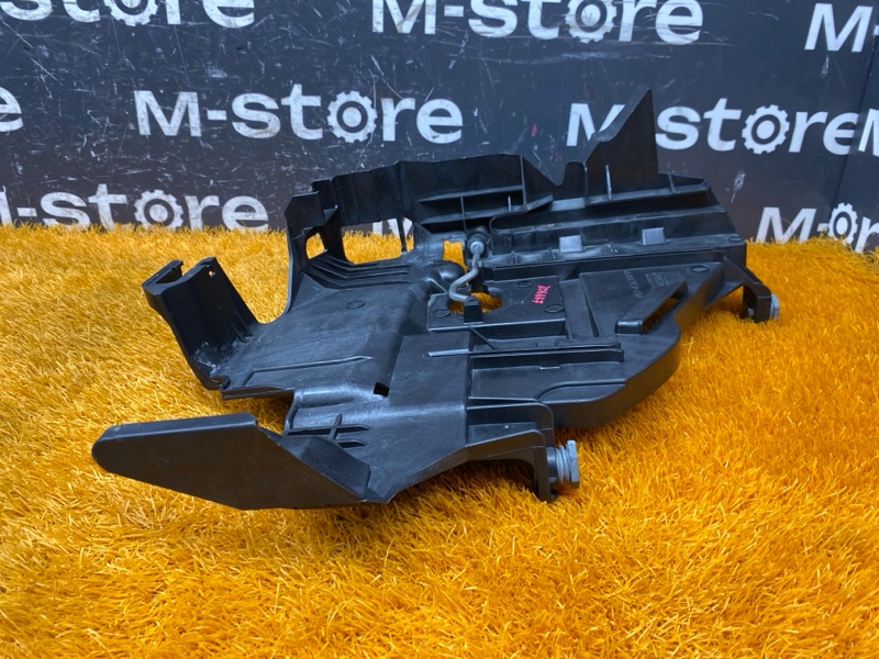 кронштейн фары, 5000 рублей, Красноярск