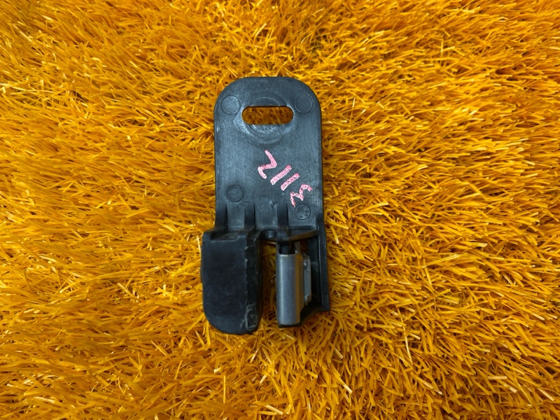 кронштейн фары, 1000 рублей, Красноярск