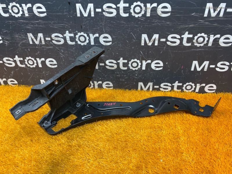 кронштейн фары, 6000 рублей, Красноярск