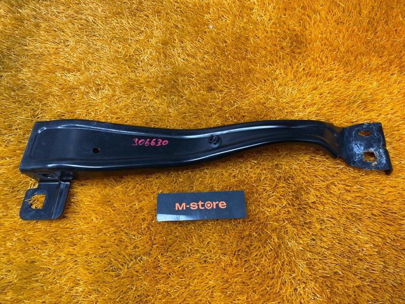 кронштейн фары, 700 рублей, Красноярск