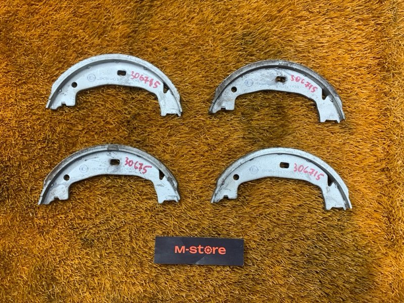 Колодки ручника, 500 рублей, Красноярск