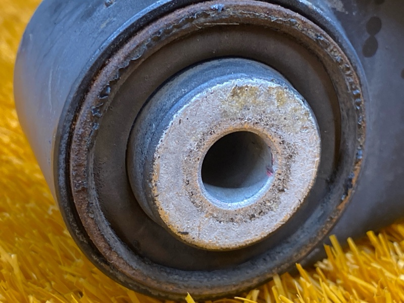 Рычаг подвески нижний, 2000 рублей, Красноярск