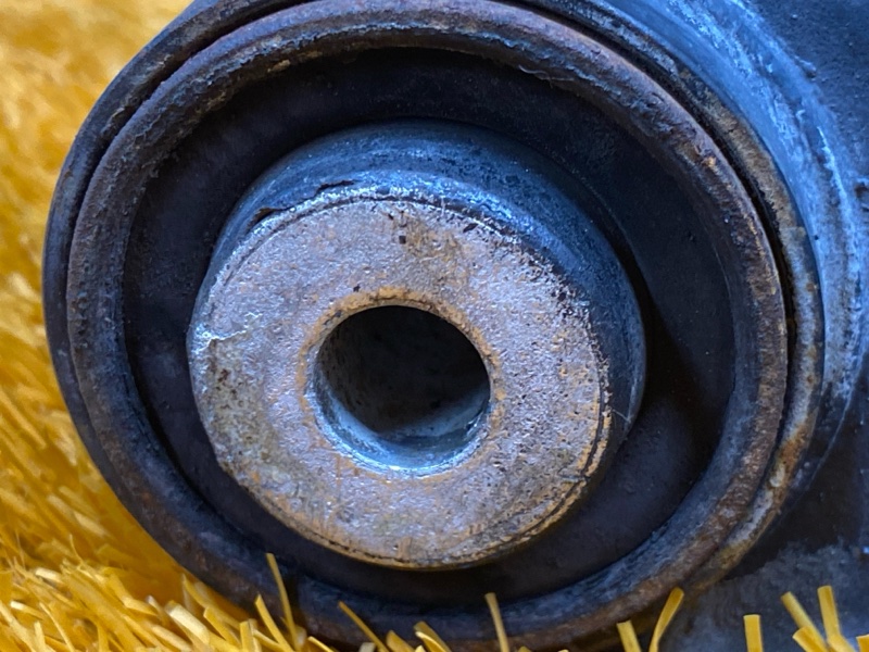 Рычаг подвески нижний, 2000 рублей, Красноярск