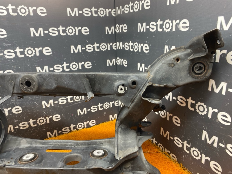 Балка поперечная (подрамник), 4000 рублей, Красноярск