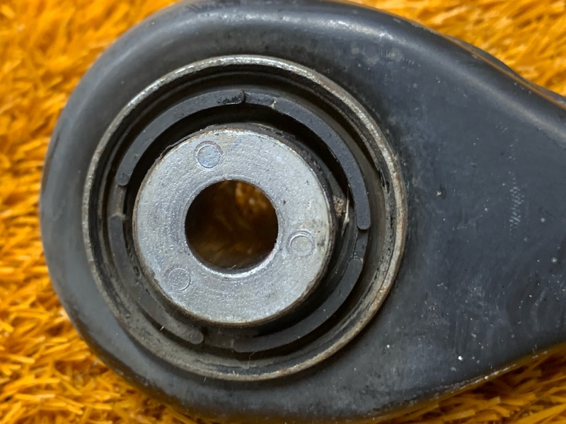 Рычаг подвески верхний, 1000 рублей, Красноярск