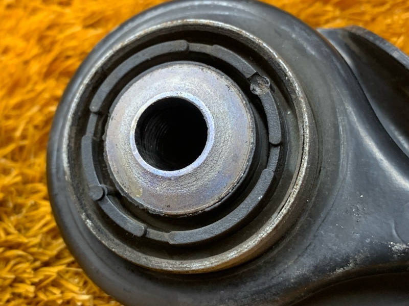 Рычаг подвески верхний, 1000 рублей, Красноярск