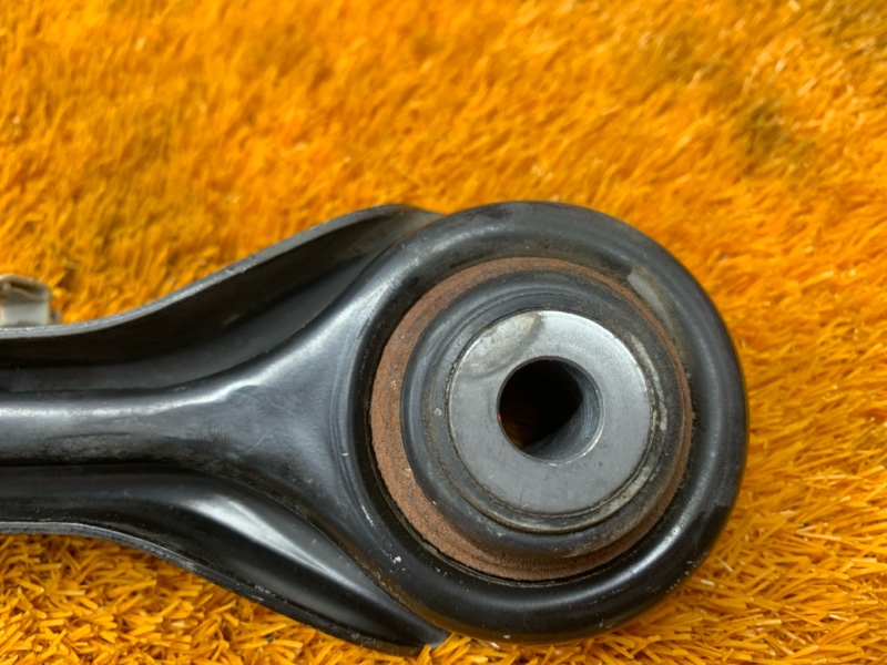 Рычаг подвески верхний, 1000 рублей, Красноярск