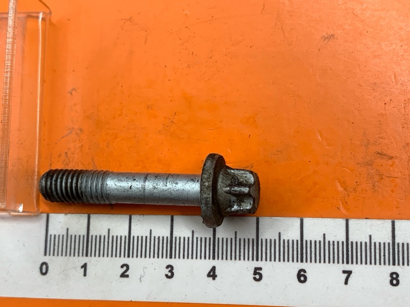 Болт привода, 600 рублей, Красноярск