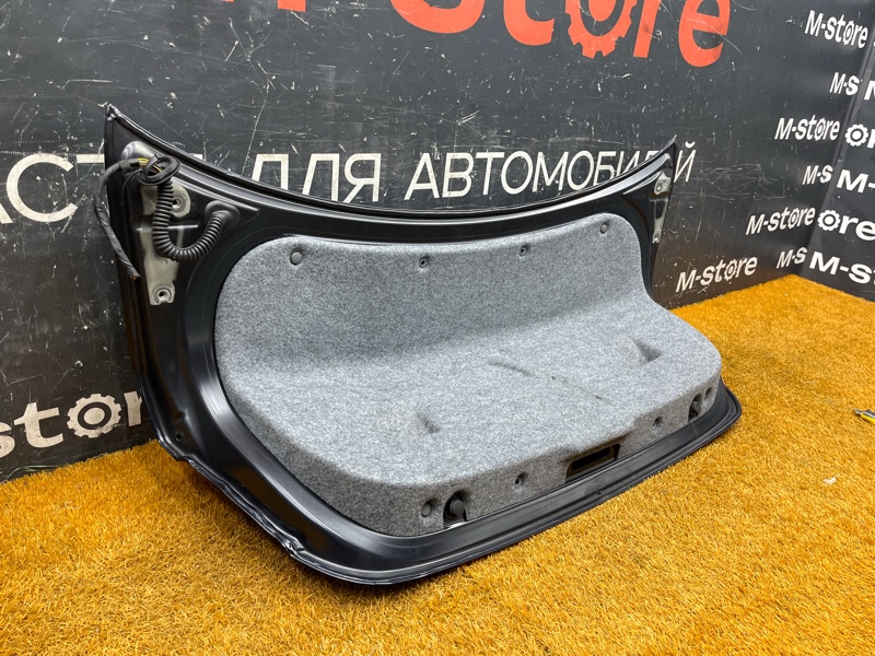 крышка багажника, 2000 рублей, Красноярск