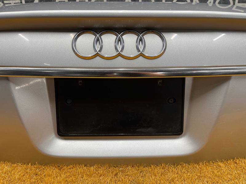 крышка багажника, 5000 рублей, Красноярск