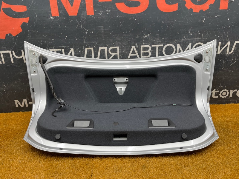 крышка багажника, 5000 рублей, Красноярск