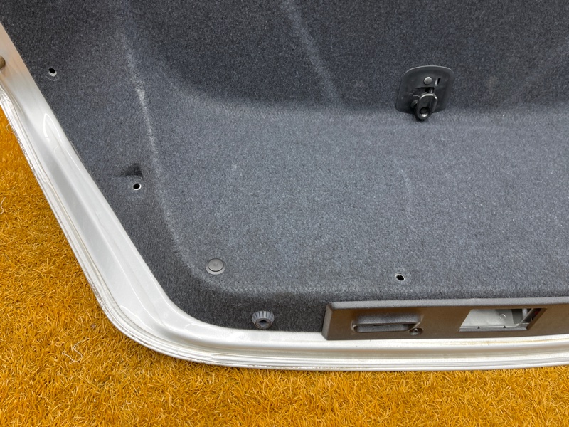 крышка багажника, 15000 рублей, Красноярск