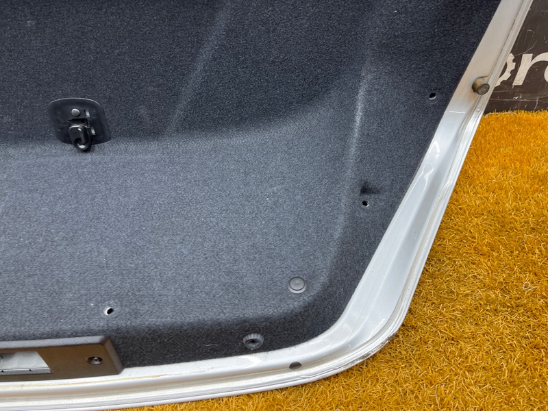 крышка багажника, 15000 рублей, Красноярск