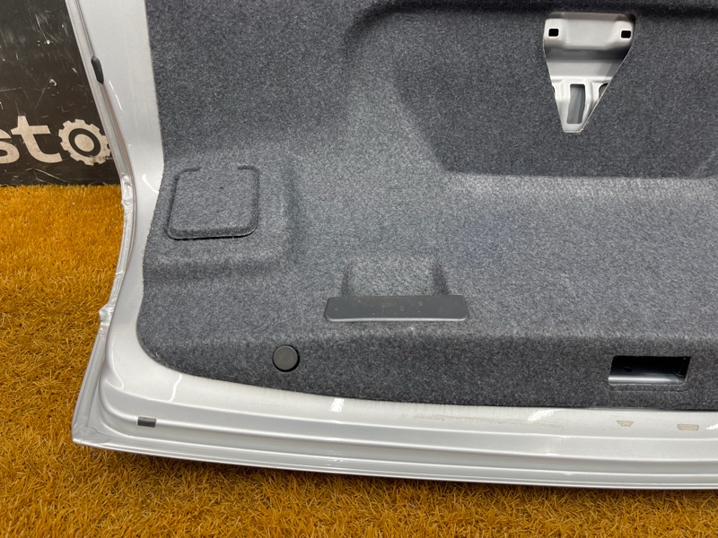 крышка багажника, 4000 рублей, Красноярск