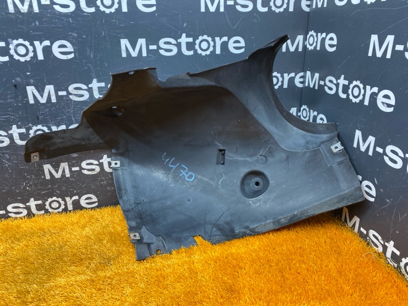 подкрылок, 1400 рублей, Красноярск