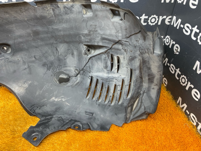 подкрылок, 3500 рублей, Красноярск