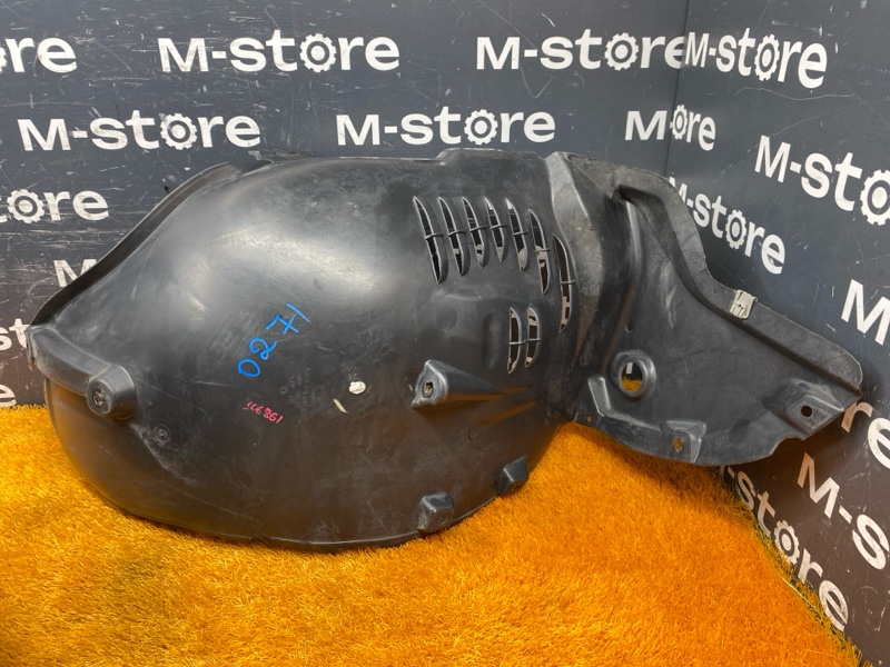 подкрылок, 3500 рублей, Красноярск