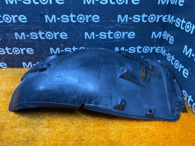 подкрылок, 4000 рублей, Красноярск