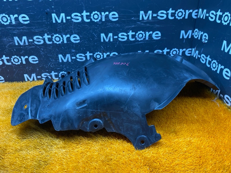 подкрылок, 4000 рублей, Красноярск