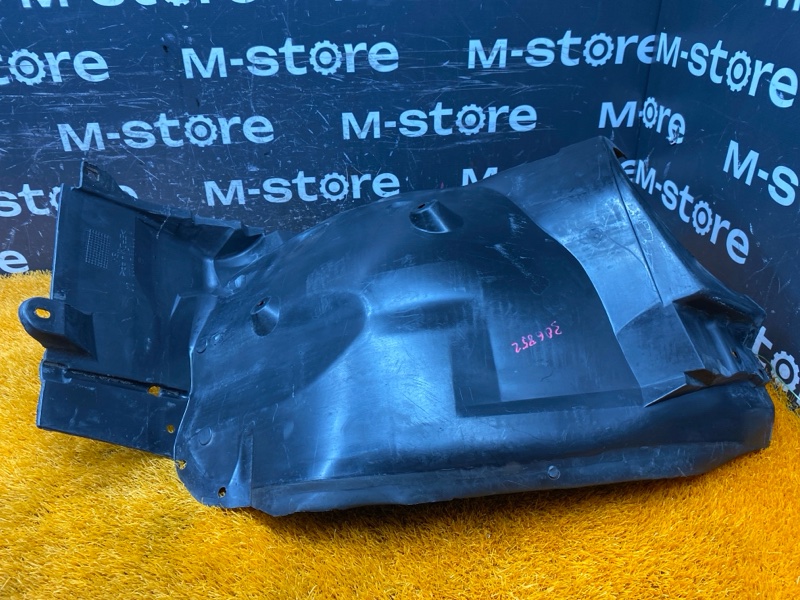 подкрылок, 1000 рублей, Красноярск