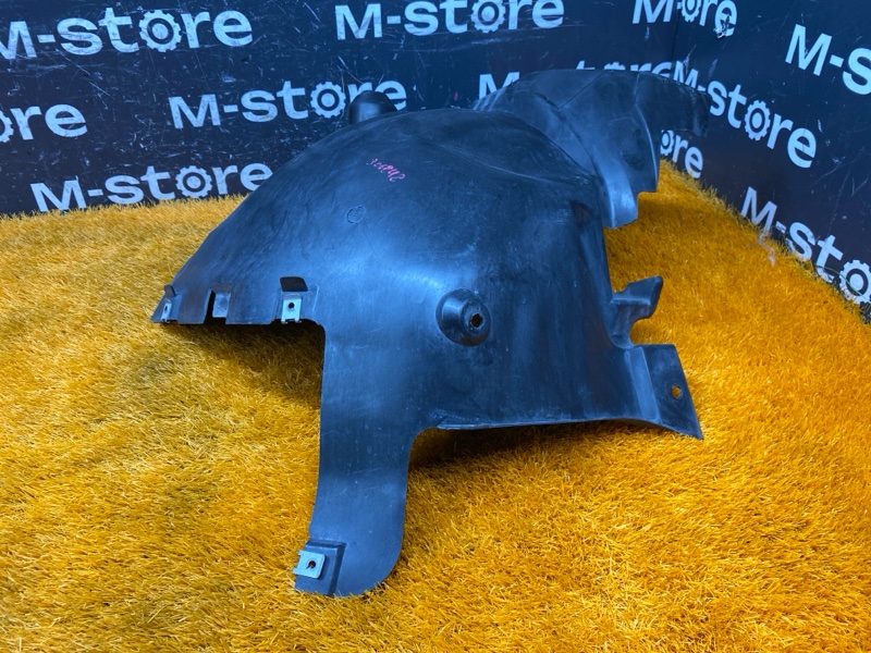 подкрылок, 1000 рублей, Красноярск