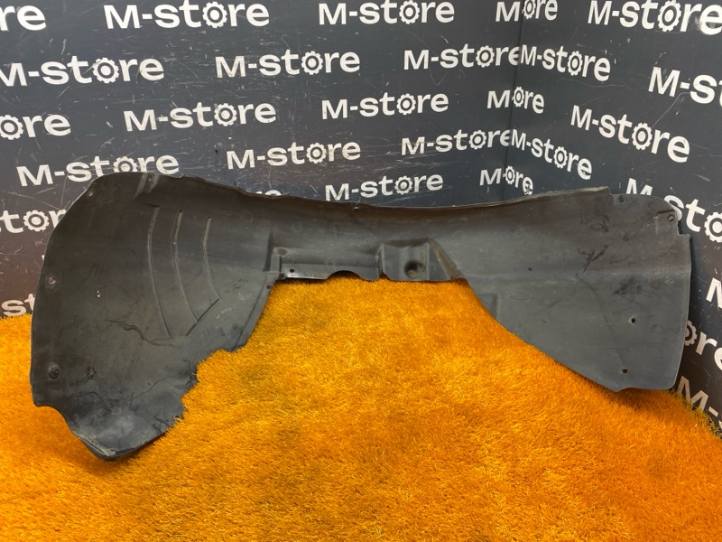 подкрылок, 3000 рублей, Красноярск