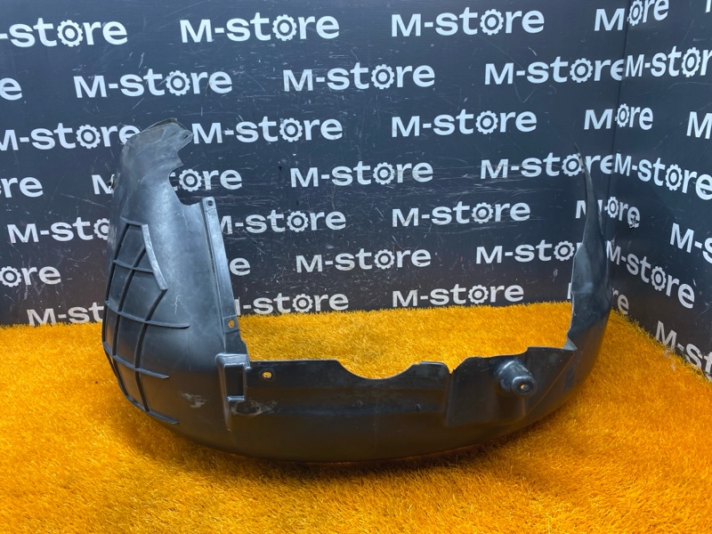 подкрылок, 3000 рублей, Красноярск