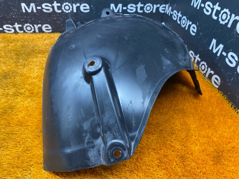 подкрылок, 3000 рублей, Красноярск