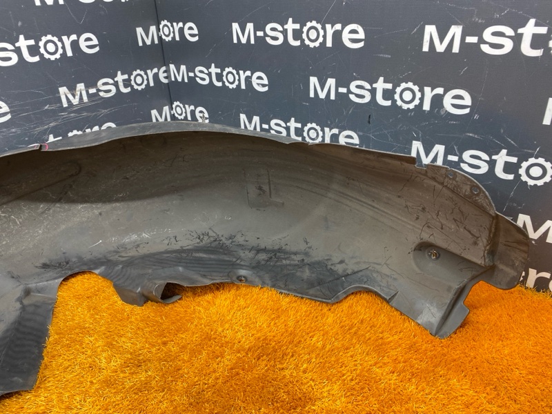 подкрылок, 400 рублей, Красноярск