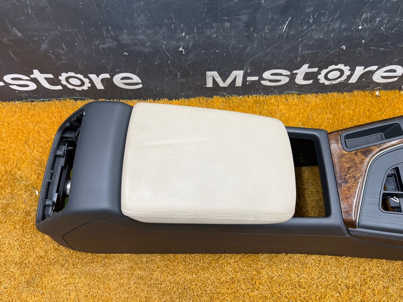 подлокотник, 5000 рублей, Красноярск