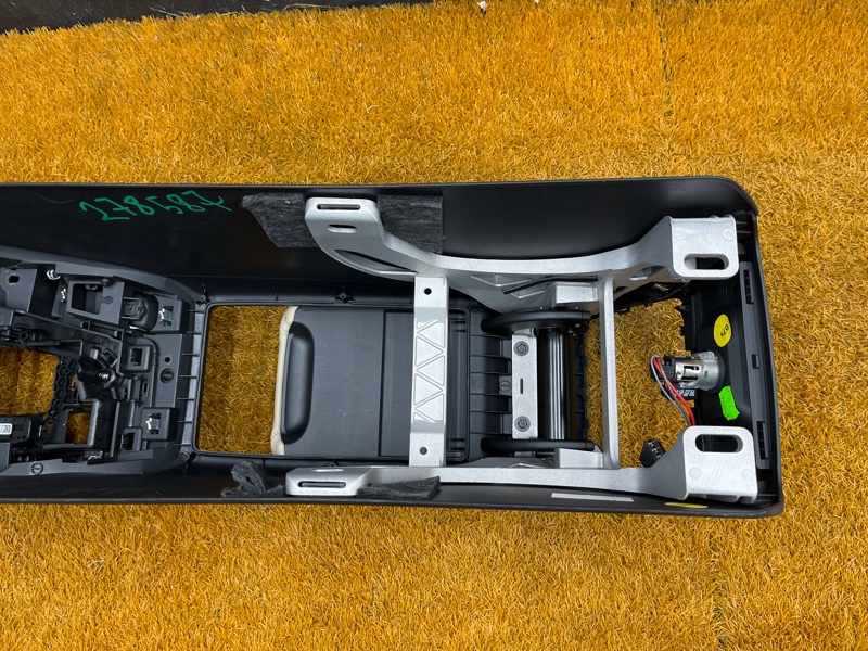 подлокотник, 5000 рублей, Красноярск