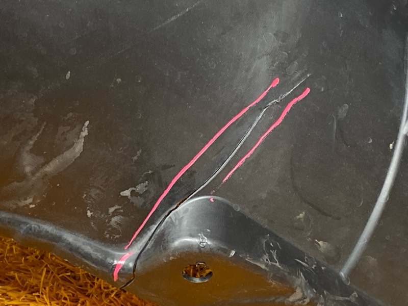 подкрылок, 300 рублей, Красноярск