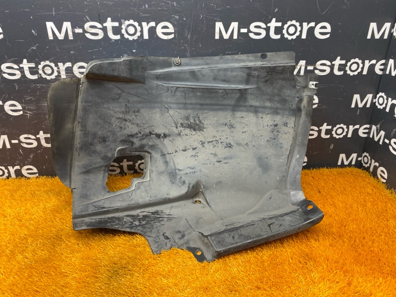 подкрылок, 2000 рублей, Красноярск