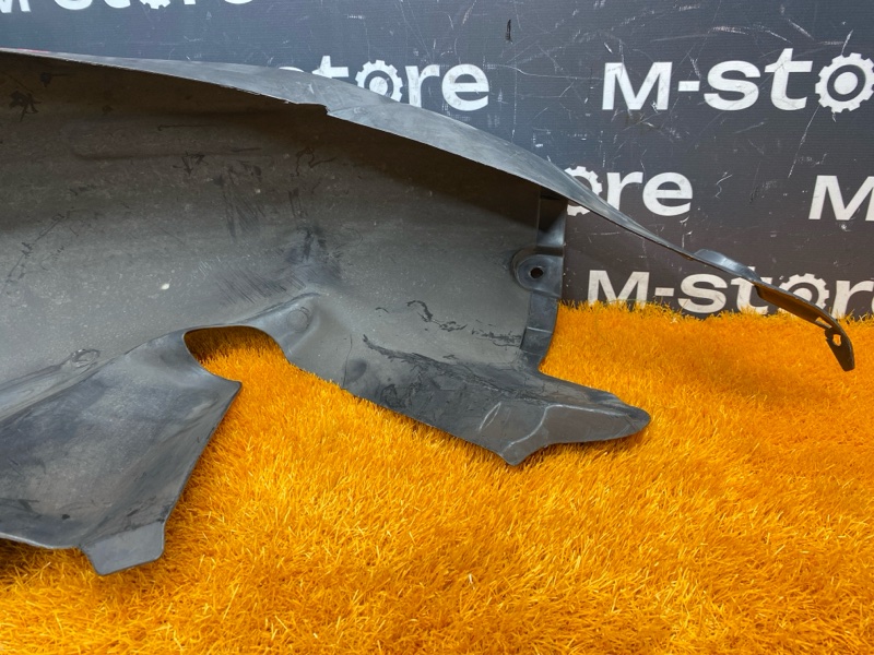 подкрылок, 500 рублей, Красноярск