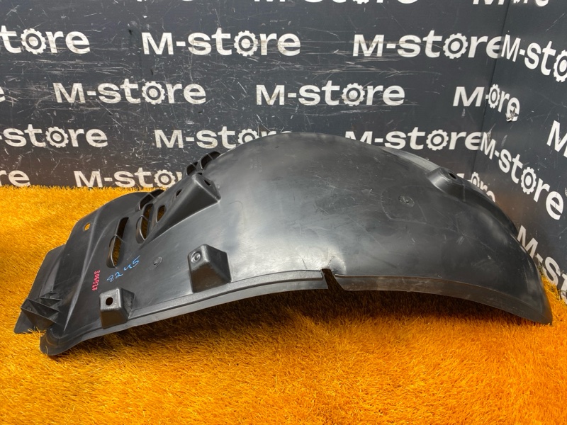 подкрылок, 3000 рублей, Красноярск